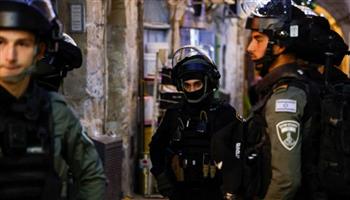 قوات الاحتلال الإسرائيلي تشدد من إجراءاتها العسكرية شمال شرق القدس