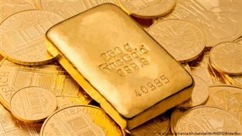 مع صعود الدولار.. الذهب يخسر بريقه ويتراجع في أسبوع