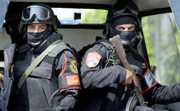 الأجهزة الأمنية بالقاهرة تكثف جهودها لضبط 3 أشقاء للشروع في قتل شاب وخاله