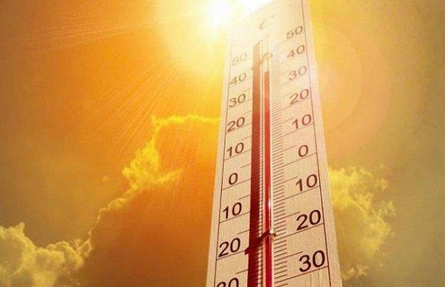 حالة الطقس الآن.. أجواء حارة وفرص سقوط أمطار
