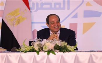 الرئيس السيسي يتلقى اتصالًا من سلطان عمان للتهنئة بعيد الفطر