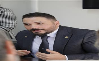 وزير السياحة اللبناني يقلد رامي عياش لقب سفير لبنان 