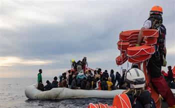 إنقاذ 92 مهاجرًا قبالة السواحل الليبية