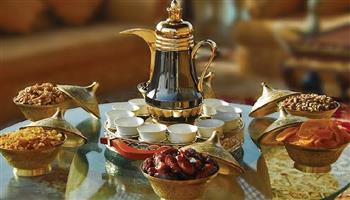 بـ«المعلول والقهوة العربية والعيدية».. الأردنيون يستقبلون عيد الفطر المبارك