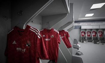 غرفة خلع ملابس النادي الأهلي قبل مباراة الرجاء المغربي| صور