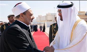 رئيس الإمارات وشيخ الأزهر يتبادلان التهنئة بعيد الفطر المبارك