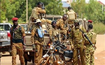 مقتل 60 شخصًا على أيدي مسلحين شمال إقليم ياتنجا في بوركينا فاسو 