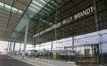 مطار برلين يلغي نحو 70 رحلة جوية بسبب الإضراب 