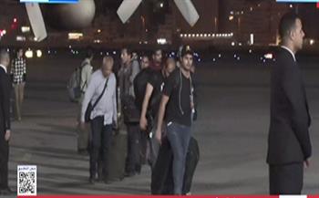 وصول الطائرة الثانية على متنها المصريين العائدين من السودان (بث مباشر)