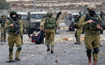 الاحتلال الإسرائيلي يعتقل 12 فلسطينيا ويواصل حصاره لمدينة "أريحا" لليوم السادس 