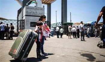 «القاهرة الإخبارية» تستعرض فرحة الفلسطينيين بعد إجلائهم من السودان وعودتهم لغزة