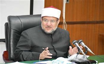وزير الأوقاف يستنكر بشدة أي تطاول على كتاب الله تعالى