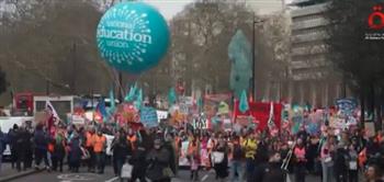 فشل الحكومة البريطانية في حل أزمة المعلمين.. تفاصيل (فيديو)