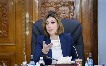 وزيرة الهجرة العراقية تؤكد رفضها لإجراءات العودة القسرية بحق العراقيين
