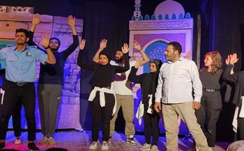العرض المسرحي «حزام ناسف» يكشف زيف الإرهاب على مسرح قصر ثقافة كفر شكر 