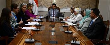 وزير الشباب والرياضة يلتقي ممثل المفوضية السامية لشئون اللاجئين في مصر
