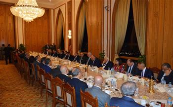 وزير الخارجية يستضيف جلسة حوارية مع رموز الإعلام والثقافة والفكر