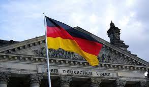 المعاهد الاقتصادية الألمانية تتوقع إفلات ألمانيا من الركود في 2023