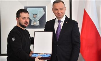 الرئيس البولندى يمنح نظيره الأوكرانى وسام النسر الأبيض