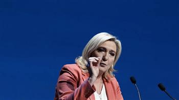استطلاع رأي يبشّر زعيمة اليمين المتطرف بنتائج جيدة بانتخابات الرئاسة في فرنسا