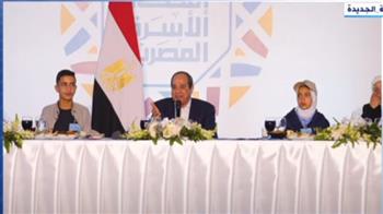 الرئيس السيسي خلال مأدبة إفطار الأسرة المصرية: المشروعات الجديدة تستهدف خلق فرص عمل