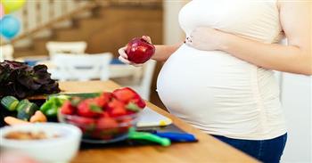 5 أطعمة يجب على المرأة تناولها أثناء الحمل
