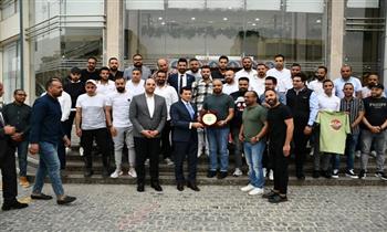 وزير الشباب والرياضة يكرّم شباب المطرية منظمي أكبر مائدة إفطار رمضاني في مصر