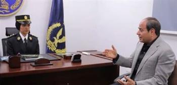 الرئيس السيسي يوجه نصيحة لنقيب شرطة خلال زيارته المفاجئة لقسم مدينة نصر