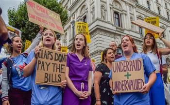 قطاع التمريض في بريطانيا ينظم إضرابا لمدة 24 ساعة