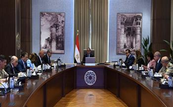 رئيس الوزراء يتابع إجراءات التعامل مع تداعيات الأحداث في السودان