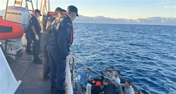 تركيا تعلن إنقاذ 46 مهاجرا في مياهها الإقليمية