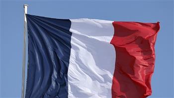 فرنسا تُحاكم خمسة أشخاص بتهمة احتجاز رهائن في سوريا