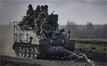 «أسوشيتيد برس»: أوكرانيا تؤجل أي هجمات مضادة حتى الحصول على أسلحة جديدة 
