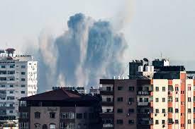 استشهاد مواطنين وإصابة آخرين بقصف على حي الشجاعية شرق مدينة غزة 