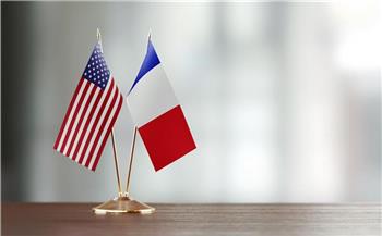 أمريكا وفرنسا تبحثان سبل تعزيز الاستقرار في أفريقيا ومضيق تايوان