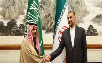 عبد اللهيان وابن فرحان يبحثان تطورات العلاقات الثنائية بين إيران والسعودية