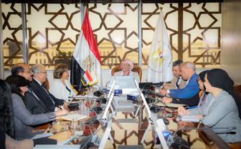وزيرة البيئة تتابع إعداد تقرير حالة البيئة في مصر لعام 2022