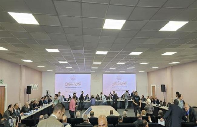 النظام الانتخابي في ظل الضوابط الدستورية ..10 آراء على مائدة الجلسة الأولى للحوار الوطني