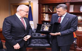 وزير السياحة والآثار يستقبل سفير أذربيجان بالقاهرة لبحث سبل تعزيز التعاون