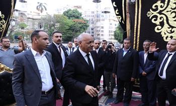 وزير التعليم ورئيس «الشيوخ» وزعيم الأغلبية البرلمانية في عزاء محمود بكري (صور)
