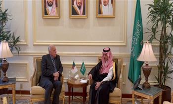 وزيرا خارجية السعودية والجزائر يوقعان اتفاق إنشاء مجلس التنسيق الأعلى بين البلدين