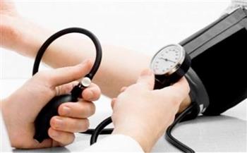 في اليوم العالمي لضغط الدم المرتفع.. طبيب يوضح أسبابه وطرق علاجه 