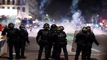 وزير الداخلية الفرنسي يحذر من العنف بعد الاعتداء على أحد أقارب عائلة الرئيس 