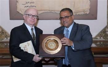 سفير البرتغال بالقاهرة يزور جامعة عين شمس
