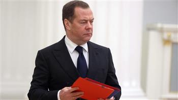 ميدفيديف: دعوة كيسينجر إلى ضم أوكرانيا لحف «الناتو» خاطئة