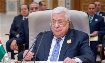 الرئيس الفلسطيني يصل إلى جدة للمشاركة في القمة العربية