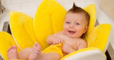 متى يبدا الاستحمام الأول لطفلك الرضيع ؟
