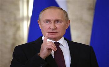 بوتين: نحافظ على مكانة روسيا الرائدة في السوق العالمي للسلاح والمعدات العسكرية