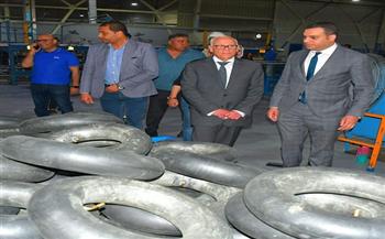 محافظ بورسعيد يتفقد مصنع إنتاج مادة لحام الإطارات إحدى منتجات مصنع بيراميدز 