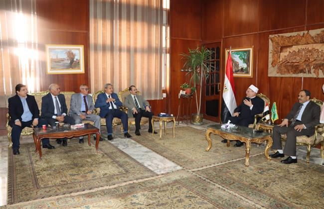مفتي الجمهورية في رحاب جامعة المنوفية لمناقشة رسالة دكتوراة بكلية الحقوق